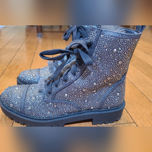 Jessica Simpson Boots - Picture 3 of 4